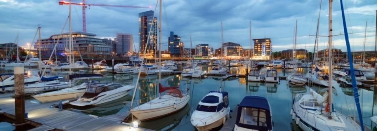 Modern Ensuite Rooms And Studios In Southampton - Sk Esterno foto
